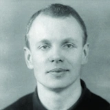 Юрий Глазов